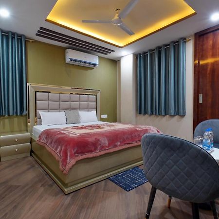 Hotel Lilac Doors 巴特那 外观 照片